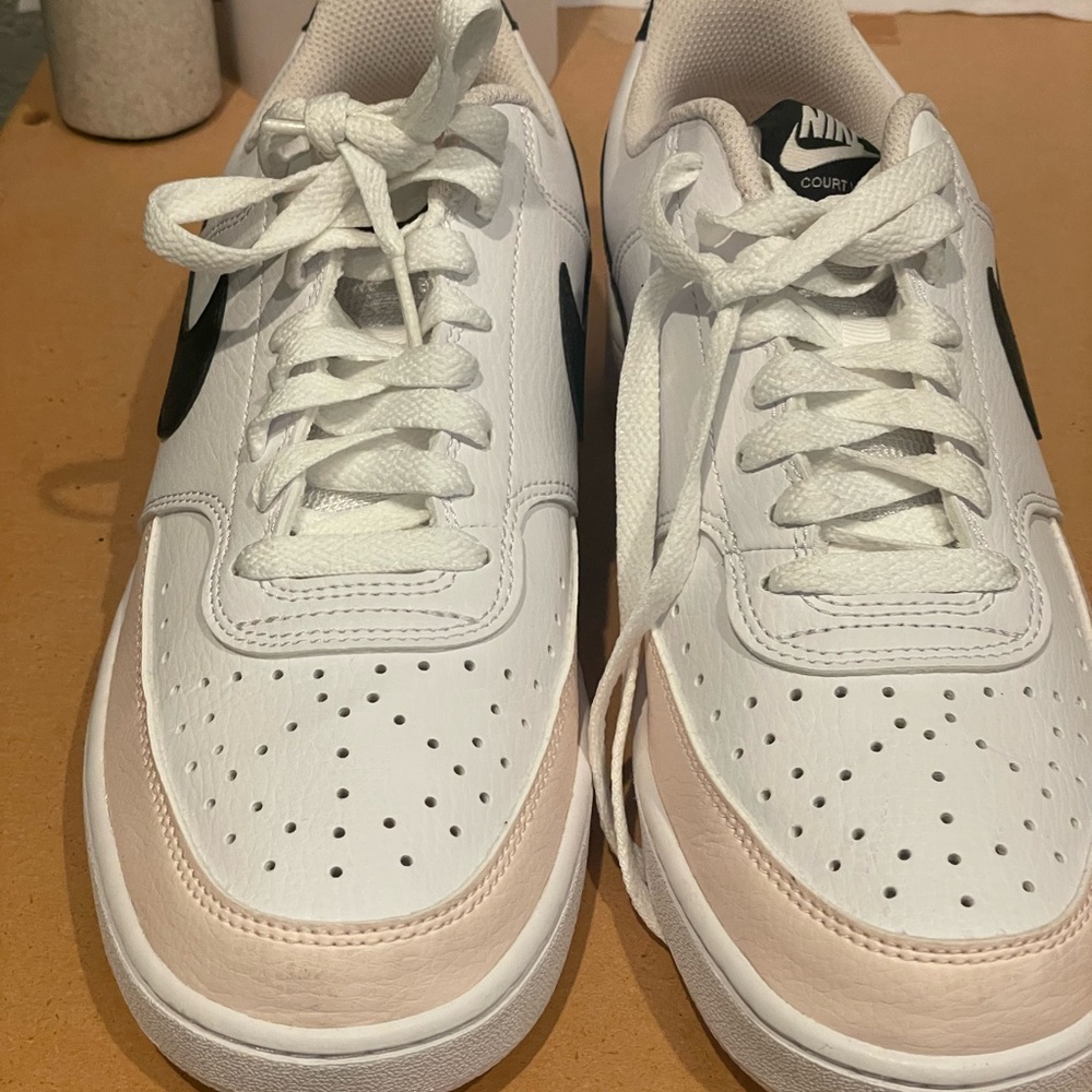 Women’s Nike Court Vision Low Sneakers size 9.